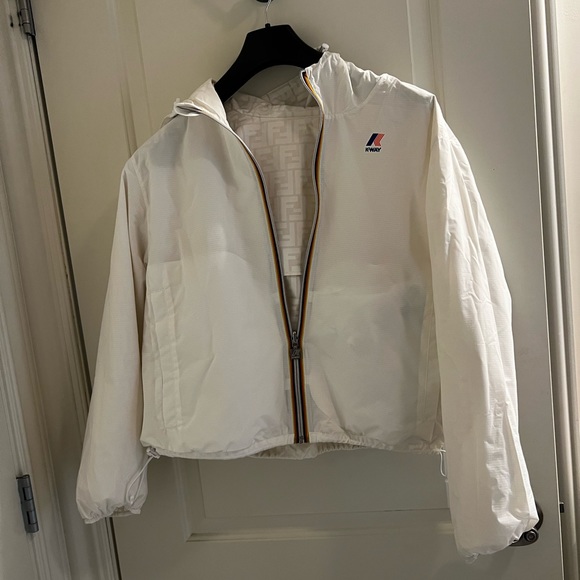 Womens Fendi reversible rain jacket. - Picture 7 of 15